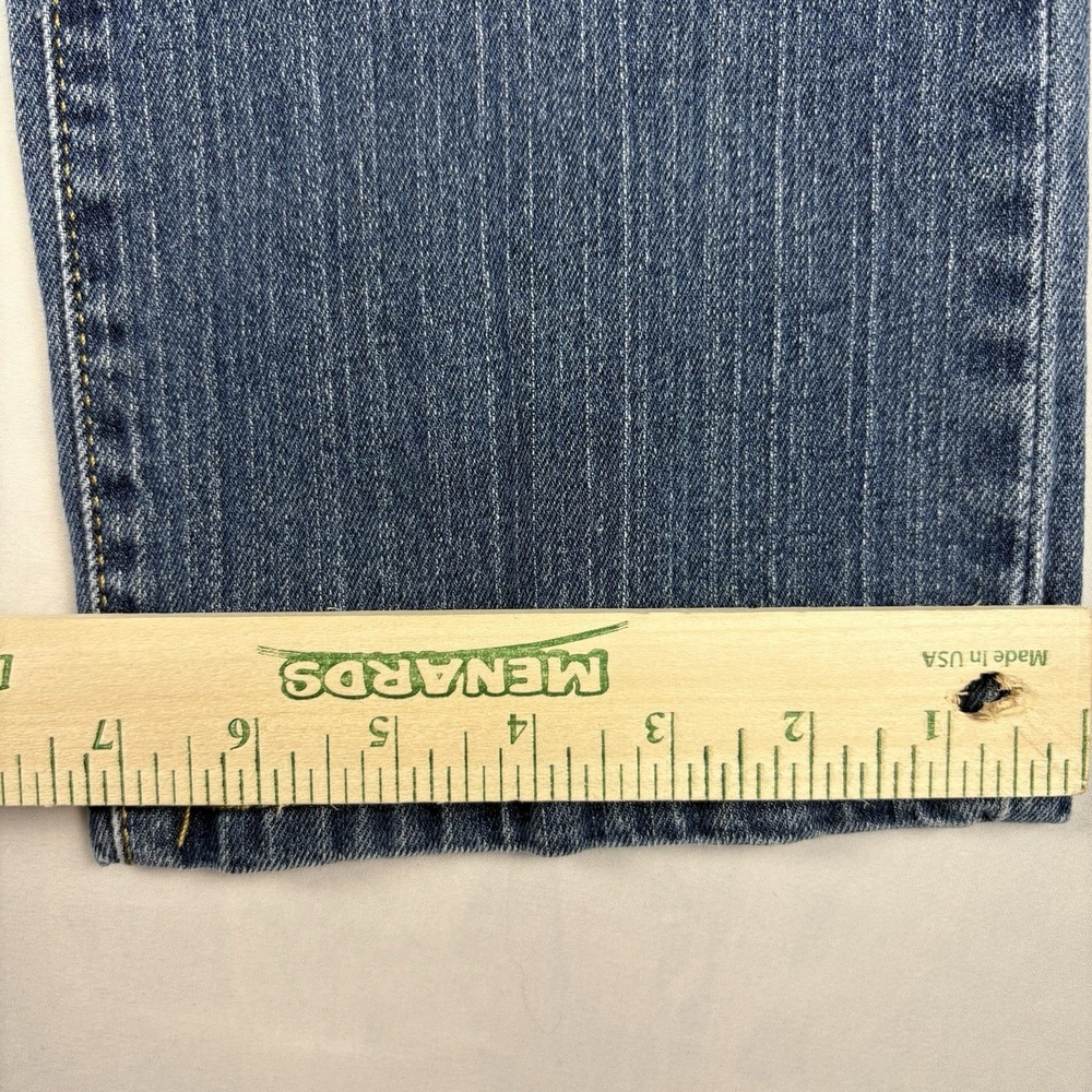 Levi's 505 Straight Leg Jeans Womens 12 Medium 34x29.5 Medium Wash Stretch - Picture 7 of 9